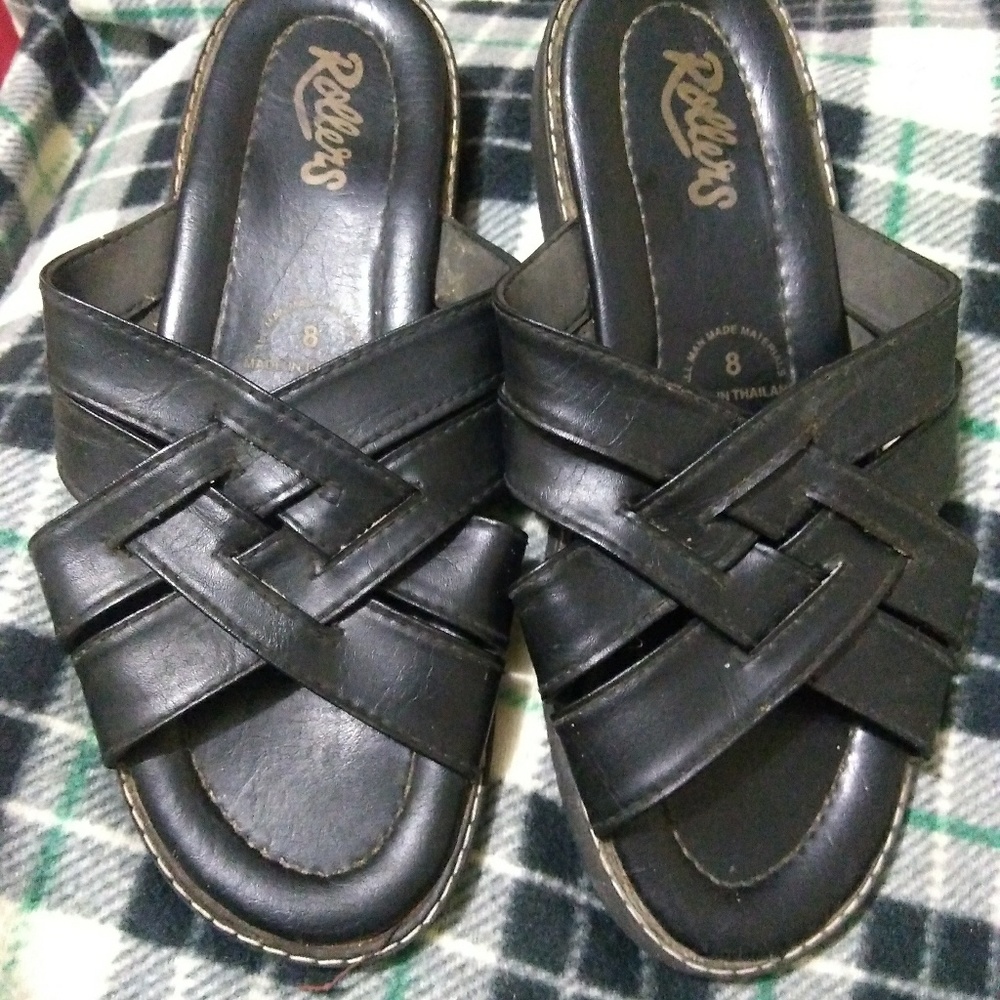 Sandal/  size 8